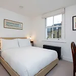 Veeve - The Parsons Green Retreat